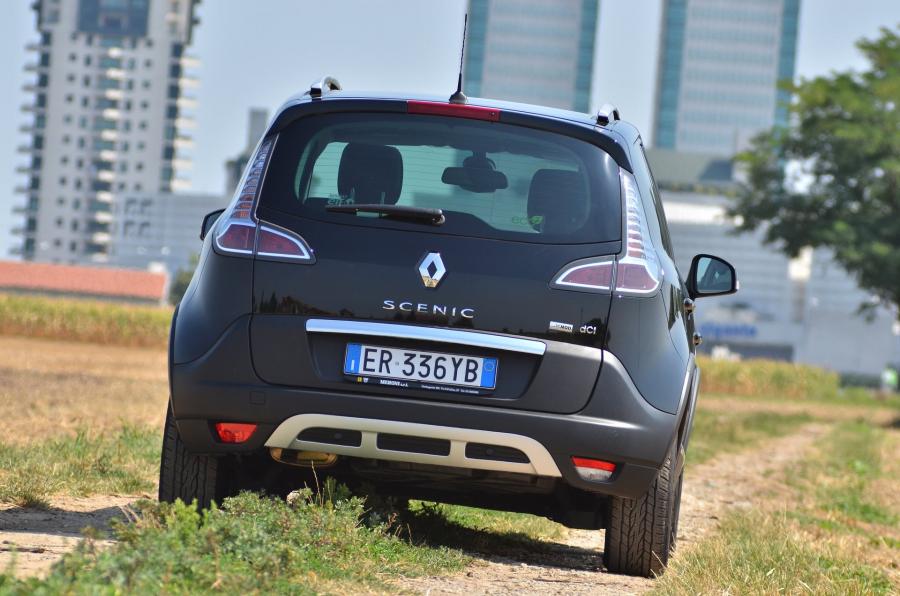  Renault Scenic XMod Cross 2013 года  (IT) (фото 21 из 28)